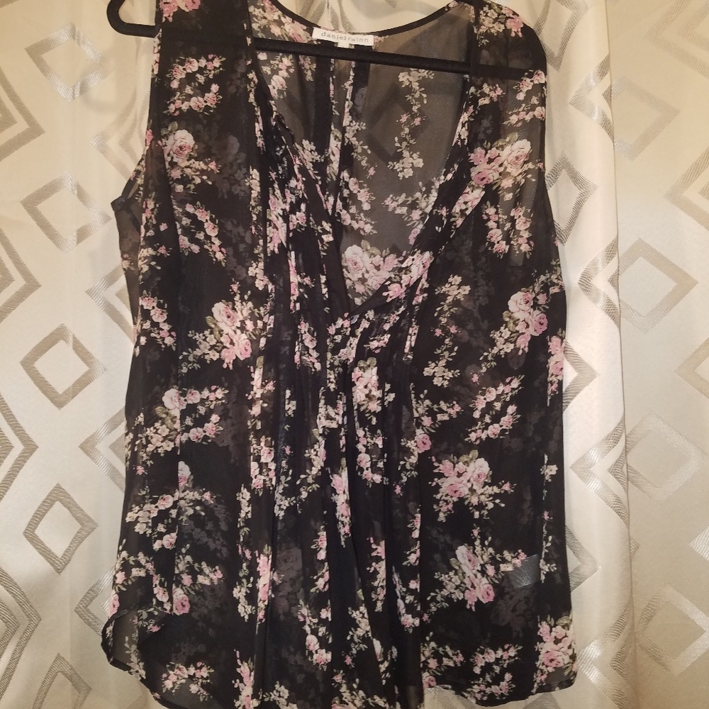 Floral tank top